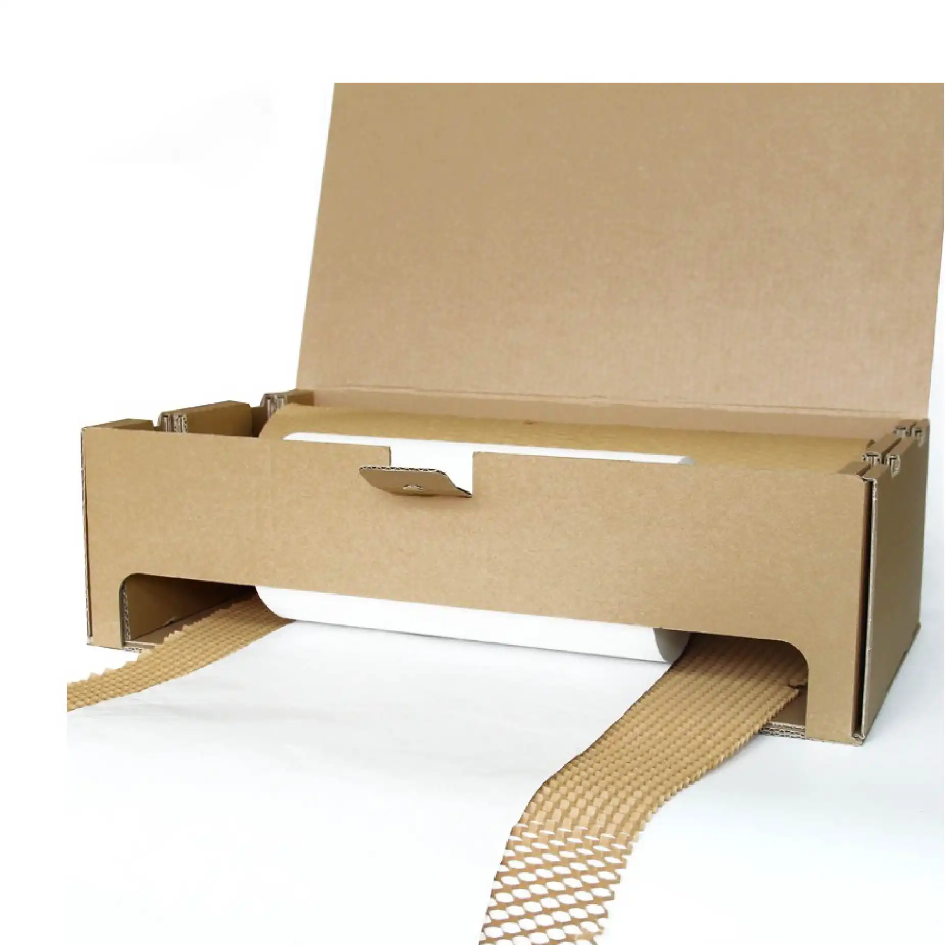 在白色的背景下，擺放了整套的蜂巢包裝紙套裝。